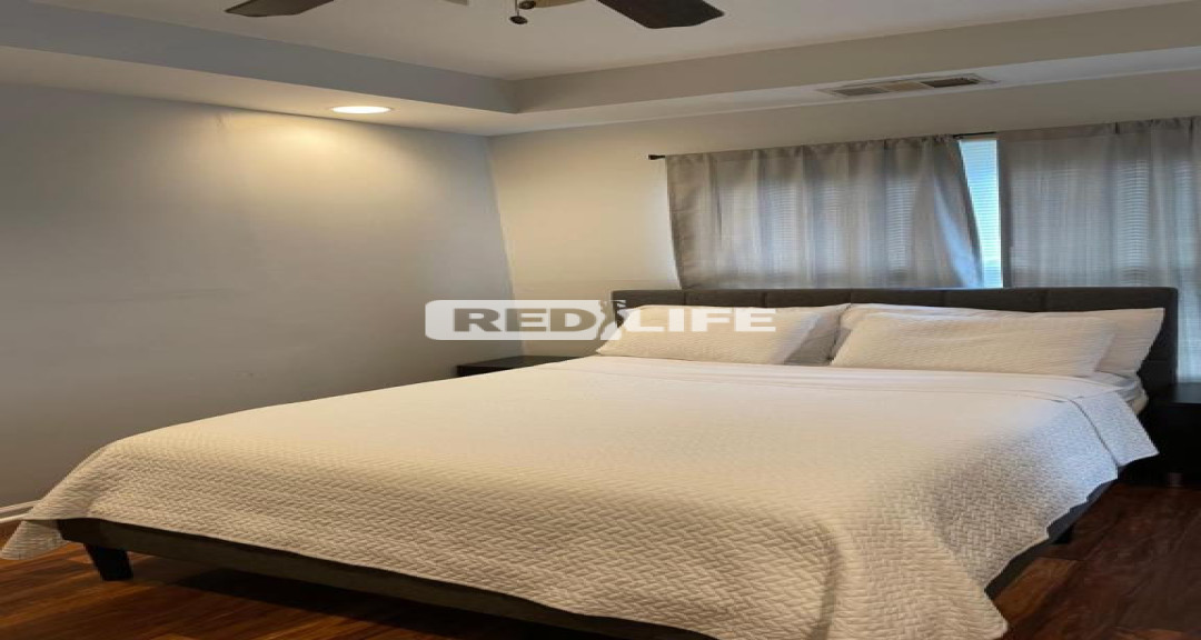 Jasmine&nbsp;
Room available in London. Nice,